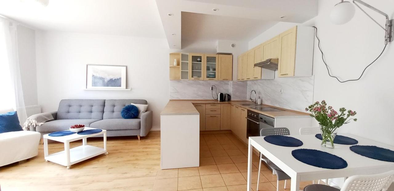 Apartamentyprzymorzu Centrum Blisko Plazy Kołobrzeg Exteriör bild